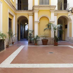 Gm House , Roma Italia